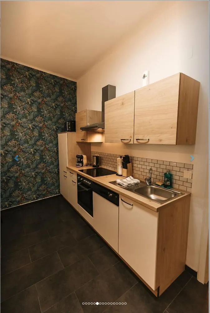 Apartment Orestaliving - On The Danube Canal Friedensbruecke Vienna Austria